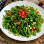 Hướng dẫn cách làm nộm rau muống giòn ngon, đậm đà hương vị