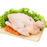 Cách luộc gà ngon da vàng giòn, không bị nứt, đỏ ai cũng nên biết