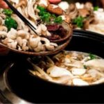 Tổng hợp 9 cách nấu lẩu chay tròn vị, khiến ai cũng phải xuýt xoa